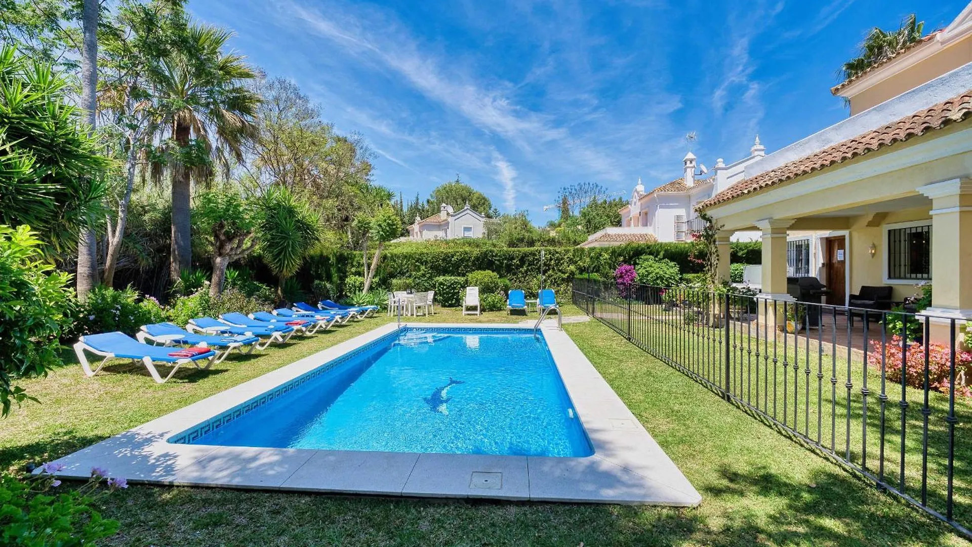 1106 Marbella Large Family Villa Estepona