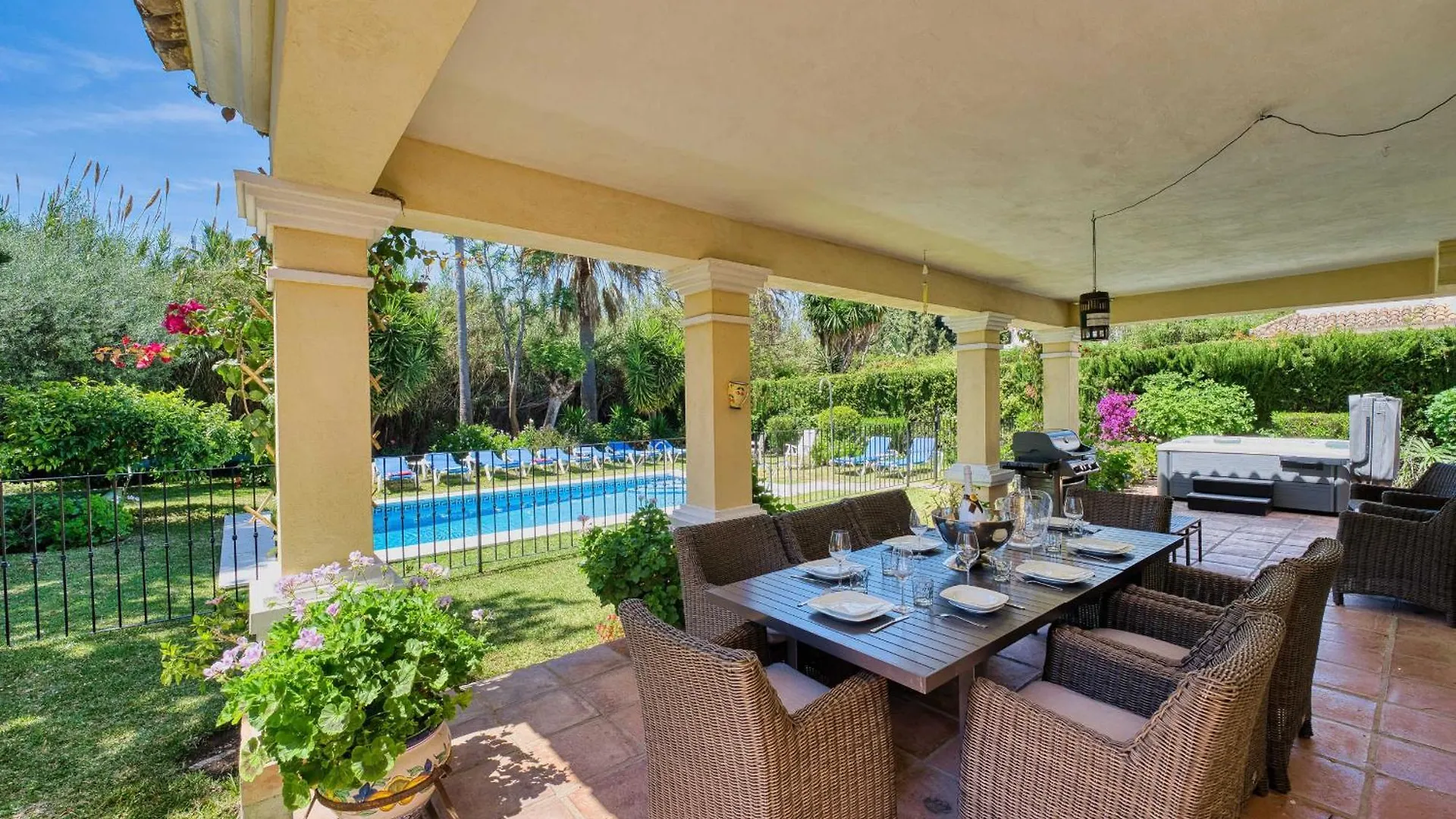 1106 Marbella Large Family Villa Estepona Španělsko